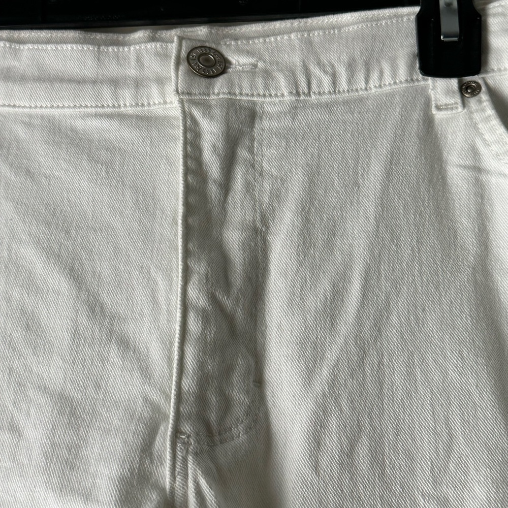 Jeans - Picture 2 of 5